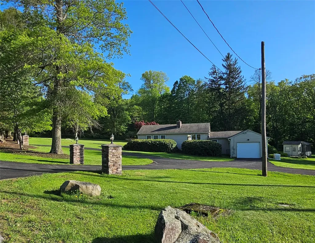13 Old Quaker Hill Road Monroe NY 10950