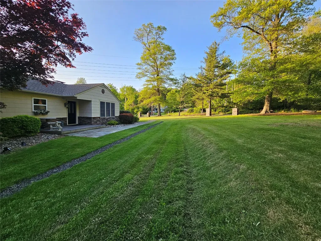 13 Old Quaker Hill Road Monroe NY 10950