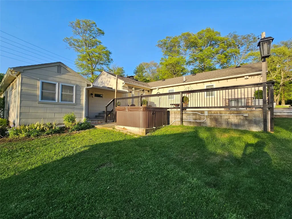 13 Old Quaker Hill Road Monroe NY 10950