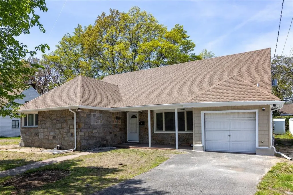 3 Harvard Road Woodmere NY 11598