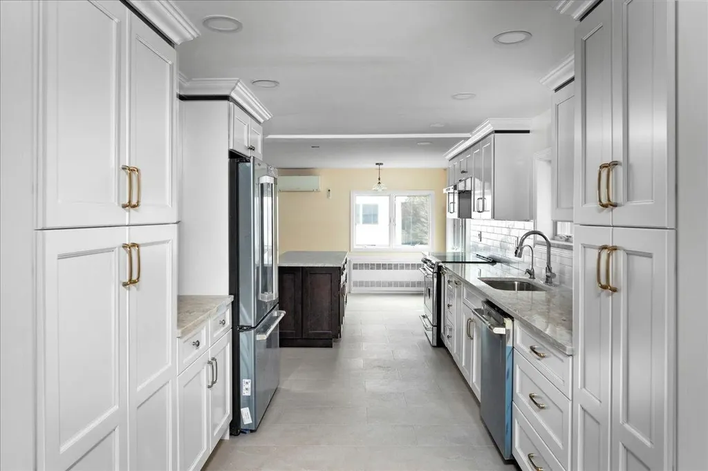 3 Harvard Road Woodmere NY 11598