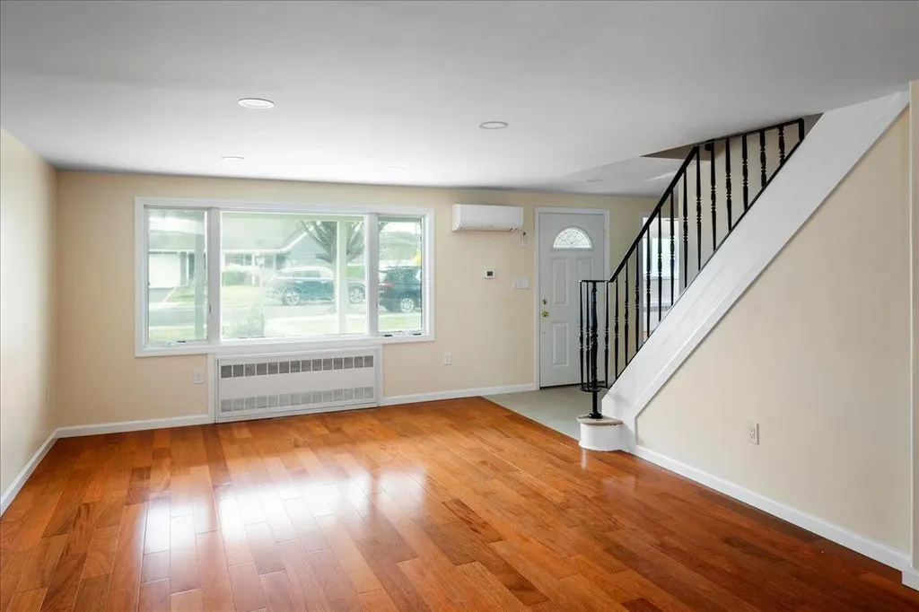 3 Harvard Road Woodmere NY 11598