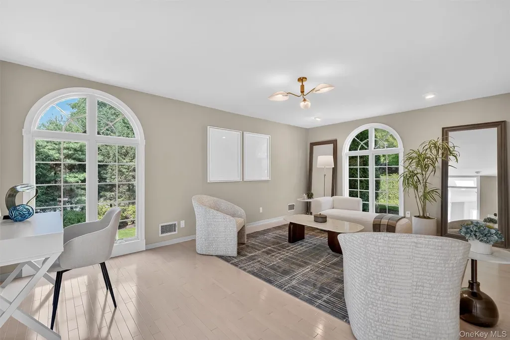 65 Round Hill Road Armonk NY 10504