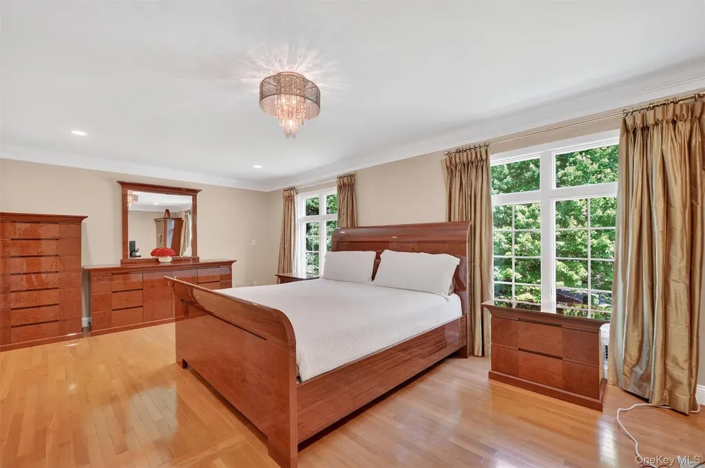 65 Round Hill Road Armonk NY 10504