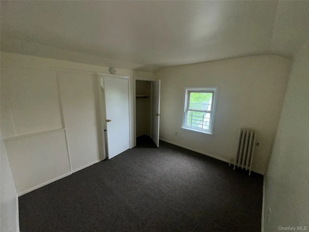 149 Washburn Avenue Freeport NY 11520