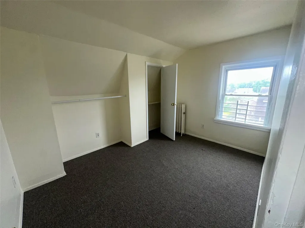 149 Washburn Avenue Freeport NY 11520