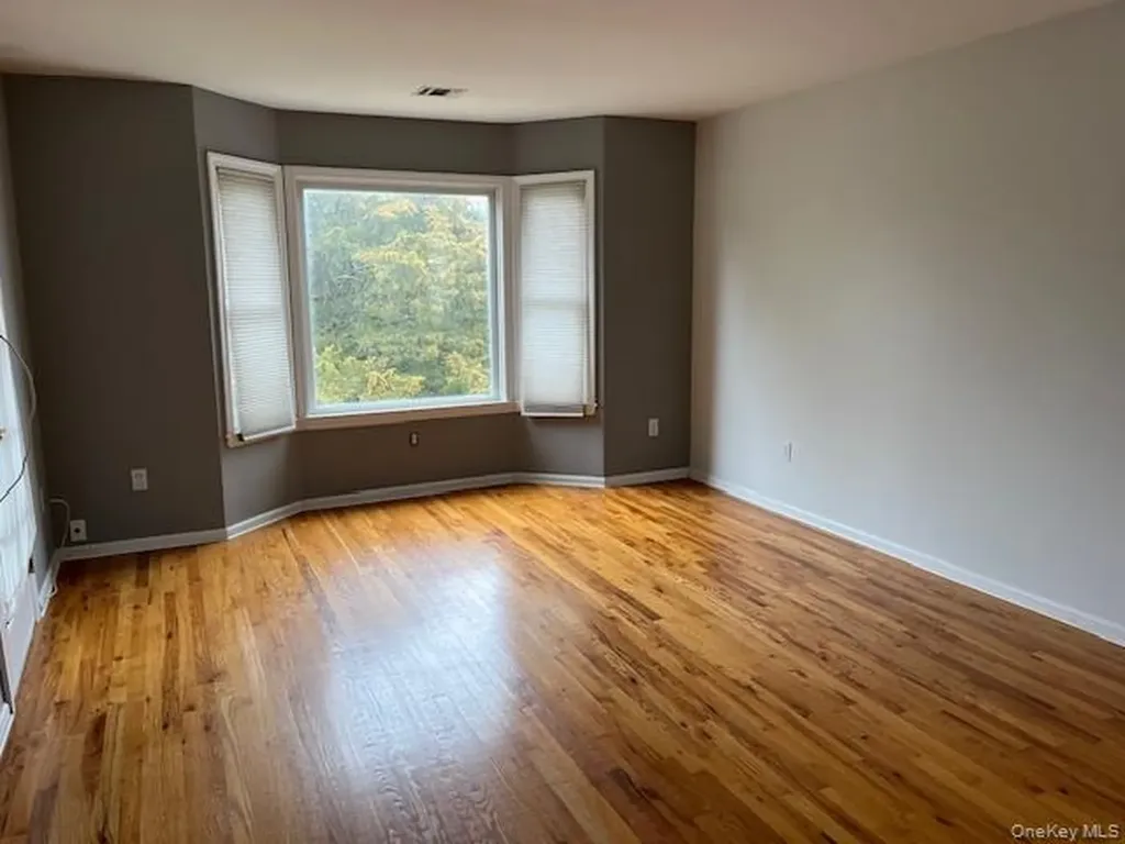 38 Hallock Avenue Smithtown NY 11787