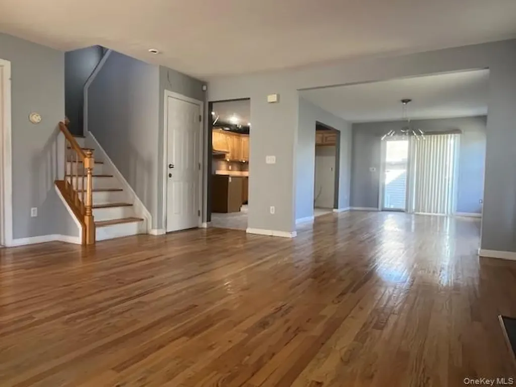 38 Hallock Avenue Smithtown NY 11787