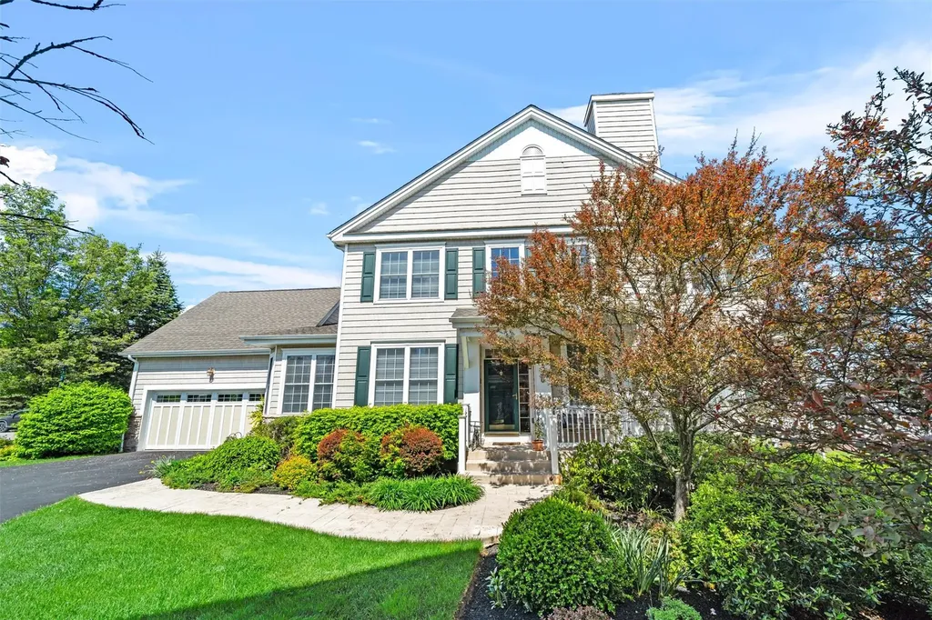 30 Turnberry Court Monroe NY 10950