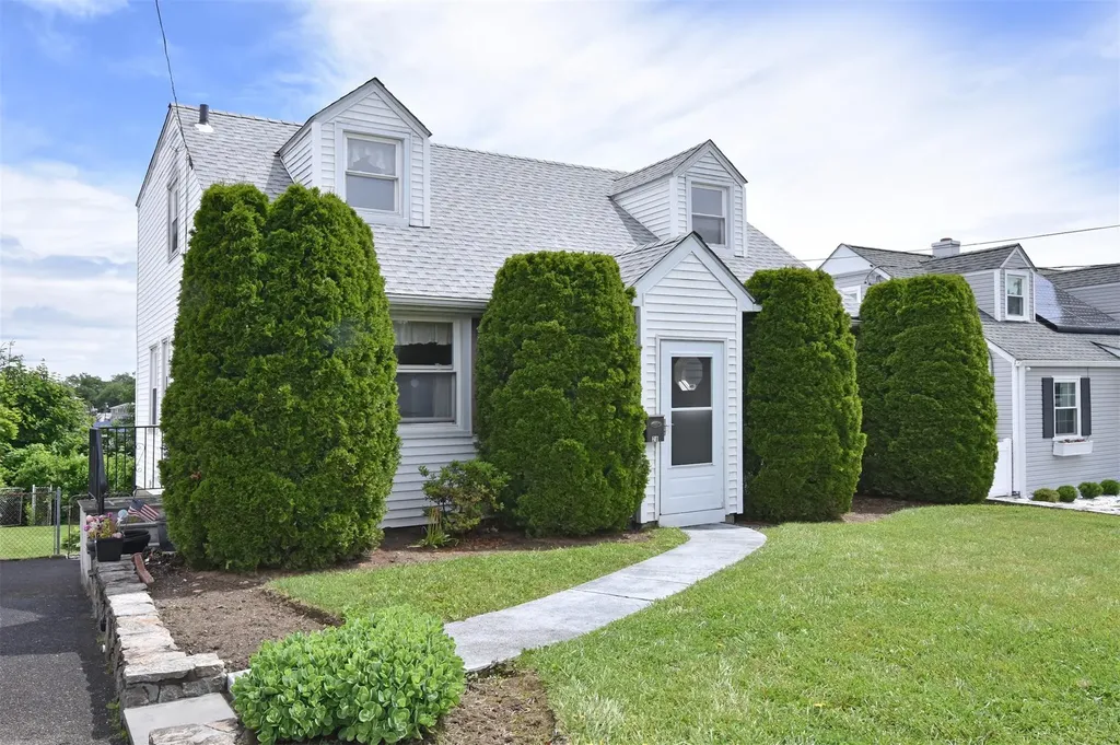 28 Kathwood Road Yonkers NY 10710