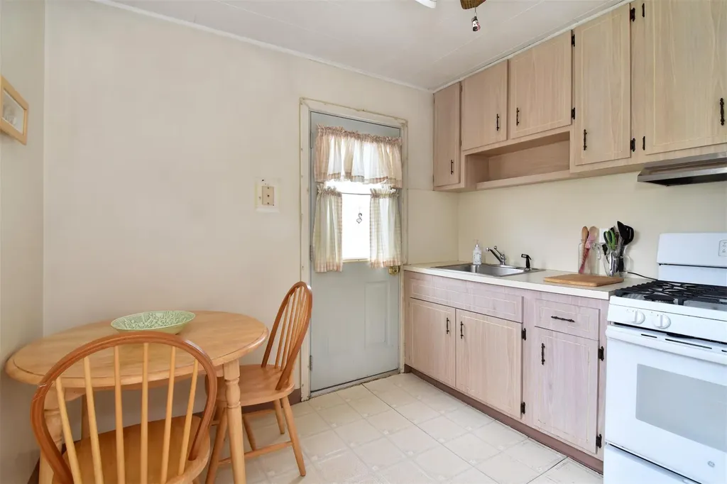 28 Kathwood Road Yonkers NY 10710