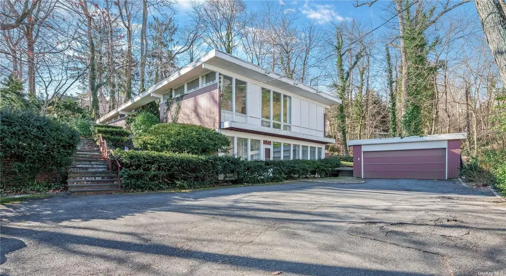211 E Shore Road Great Neck NY 11023