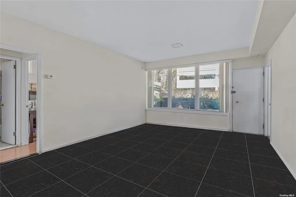 211 E Shore Road Great Neck NY 11023