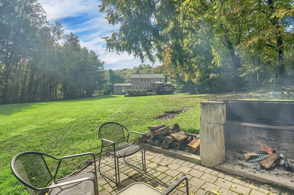 88 Peddler Hill Road Monroe NY 10950