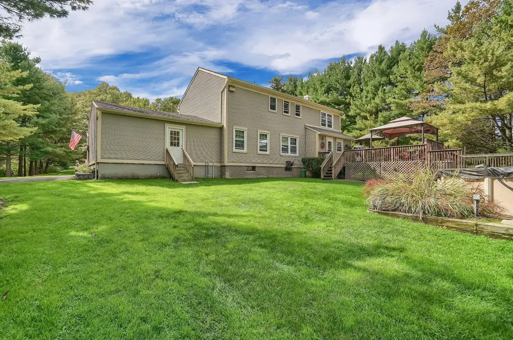 88 Peddler Hill Road Monroe NY 10950
