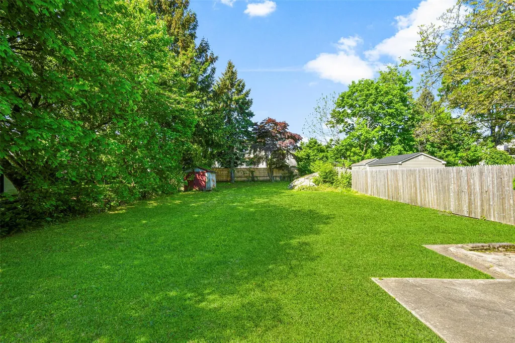 200 Jensen Avenue Mamaroneck NY 10543