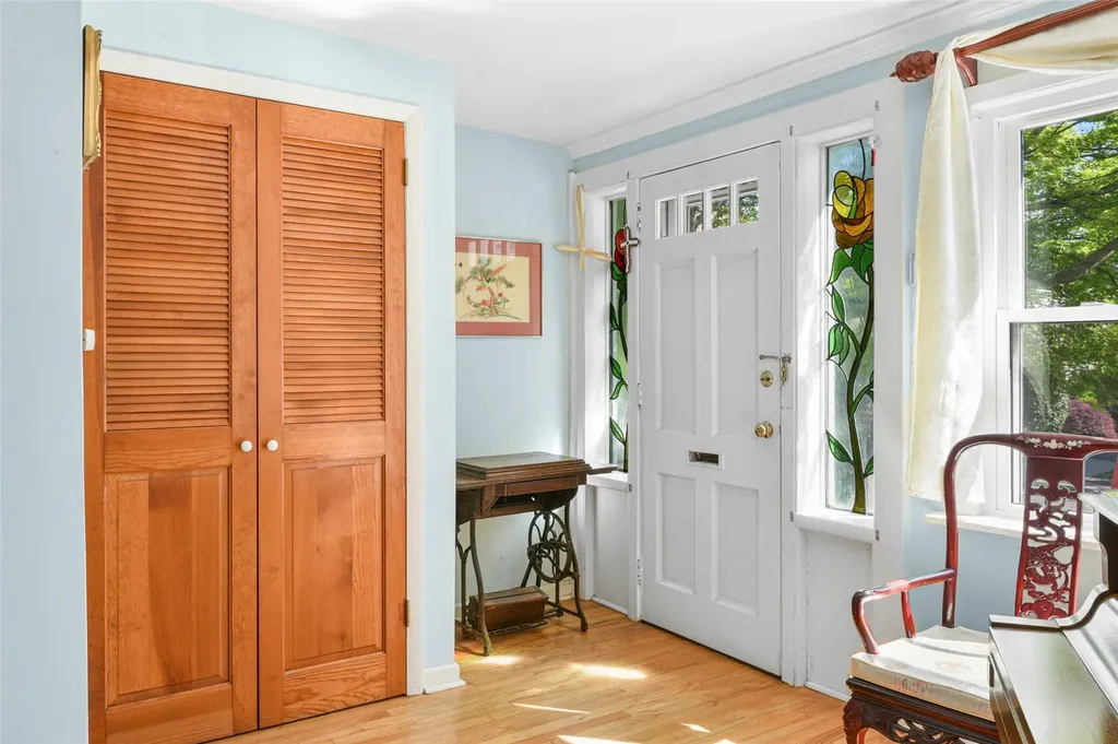 200 Jensen Avenue Mamaroneck NY 10543