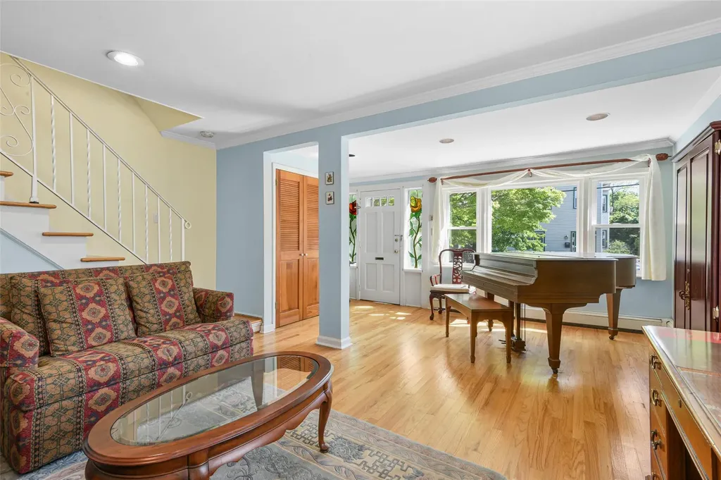 200 Jensen Avenue Mamaroneck NY 10543