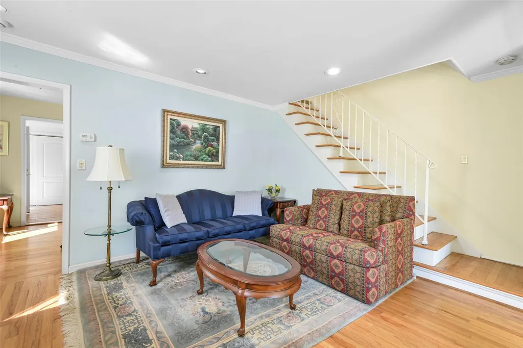 200 Jensen Avenue Mamaroneck NY 10543