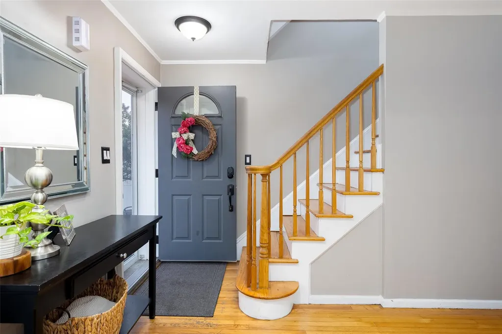 163 Bellevue Avenue Oceanside NY 11572