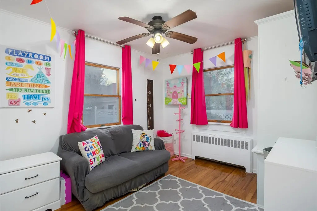 163 Bellevue Avenue Oceanside NY 11572