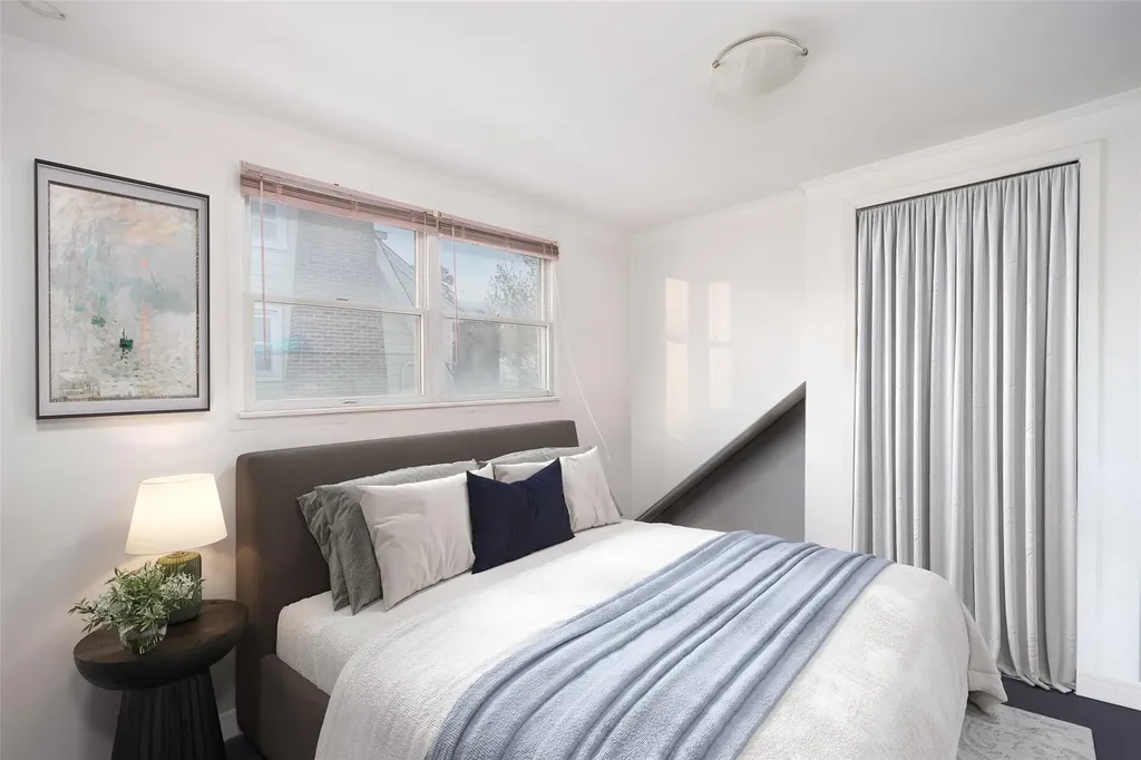 163 Bellevue Avenue Oceanside NY 11572