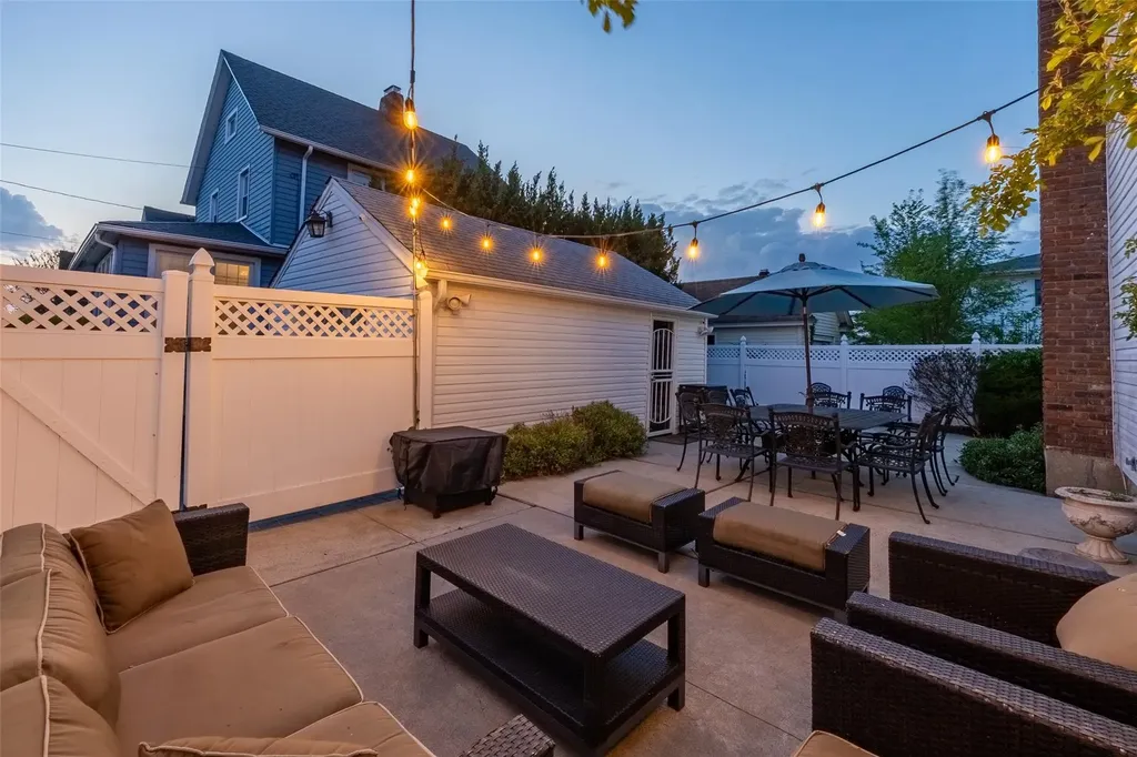 163 Bellevue Avenue Oceanside NY 11572