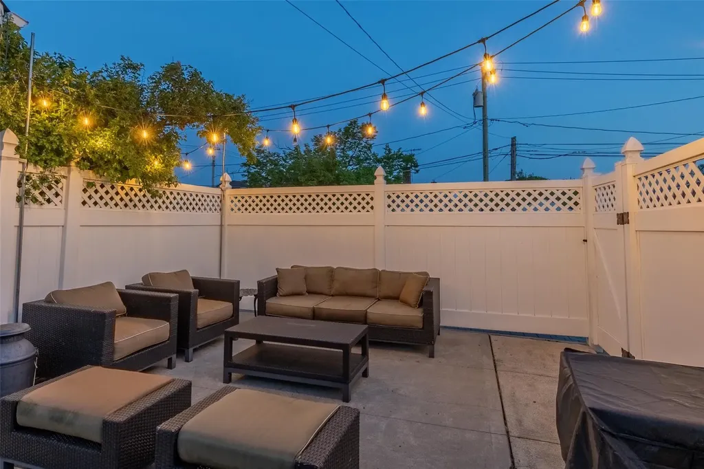 163 Bellevue Avenue Oceanside NY 11572