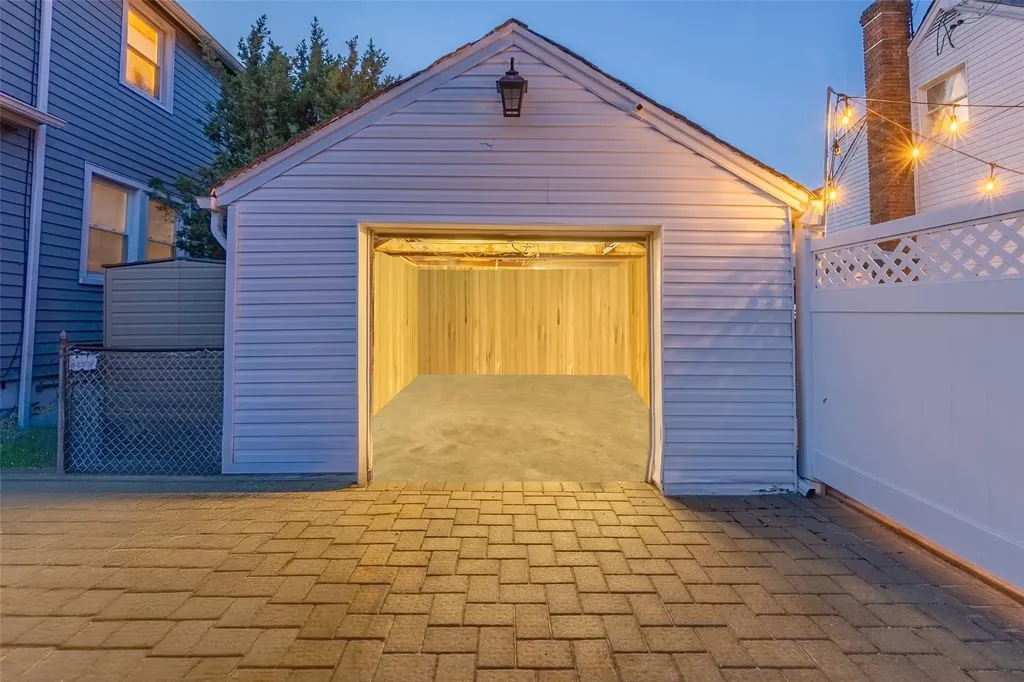 163 Bellevue Avenue Oceanside NY 11572
