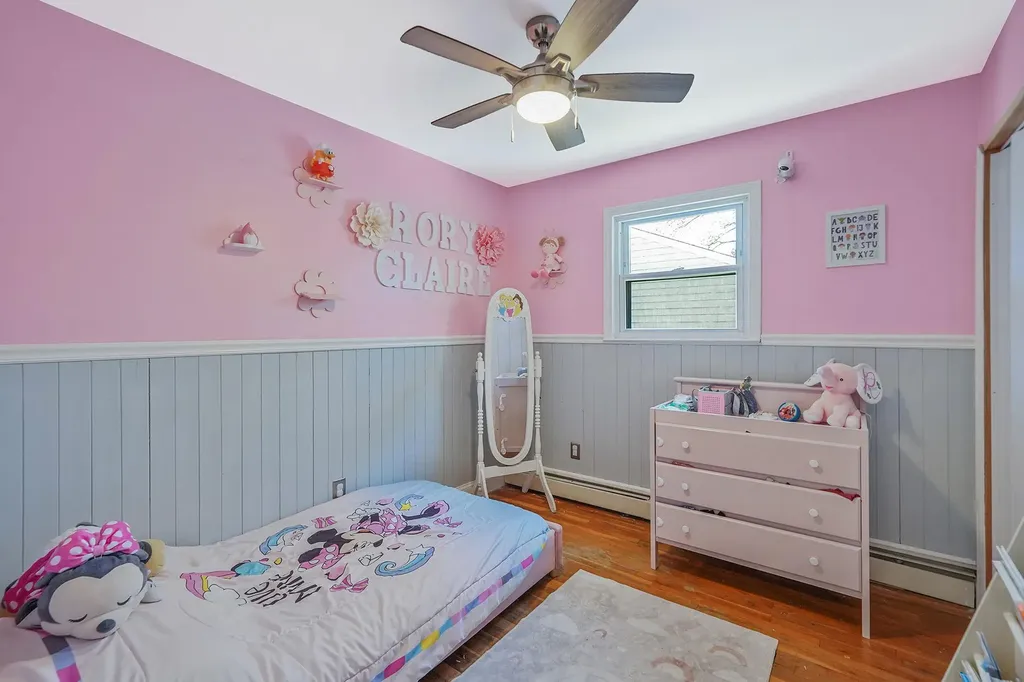 156 Maple Street Medford NY 11763