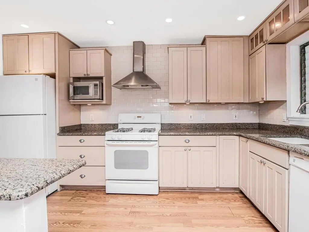 3057 Grace Avenue Bronx NY 10469