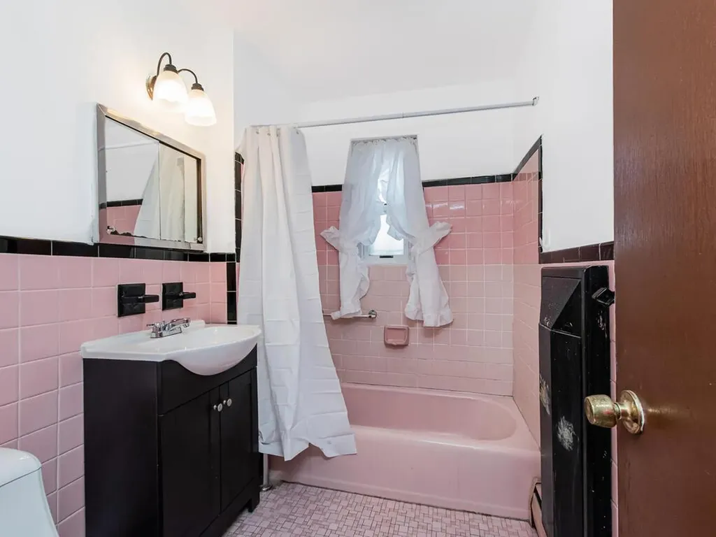 3057 Grace Avenue Bronx NY 10469