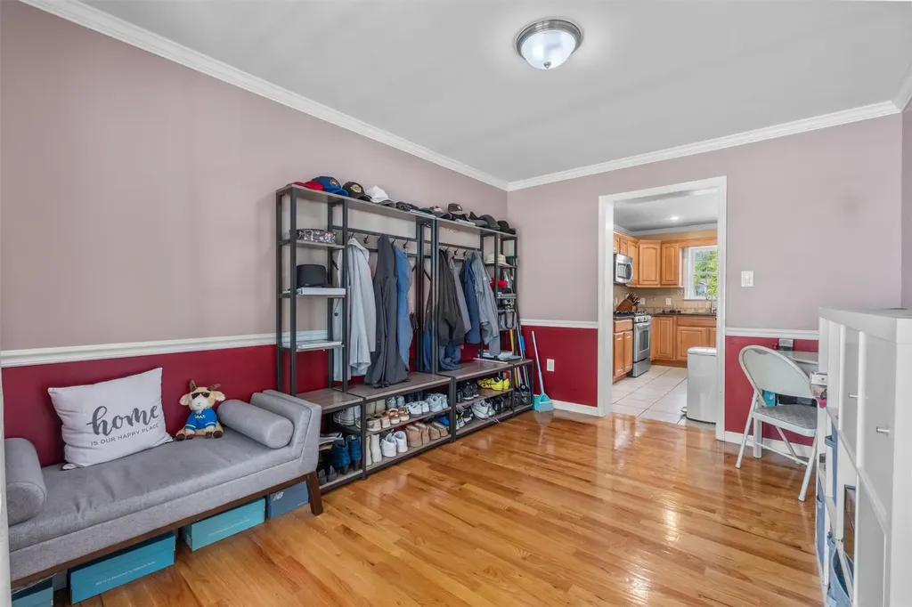 2039 Oakwood Drive Peekskill NY 10566
