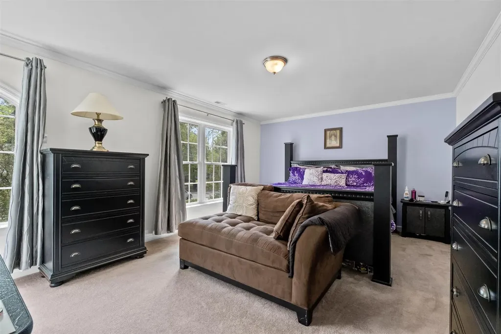 2039 Oakwood Drive Peekskill NY 10566