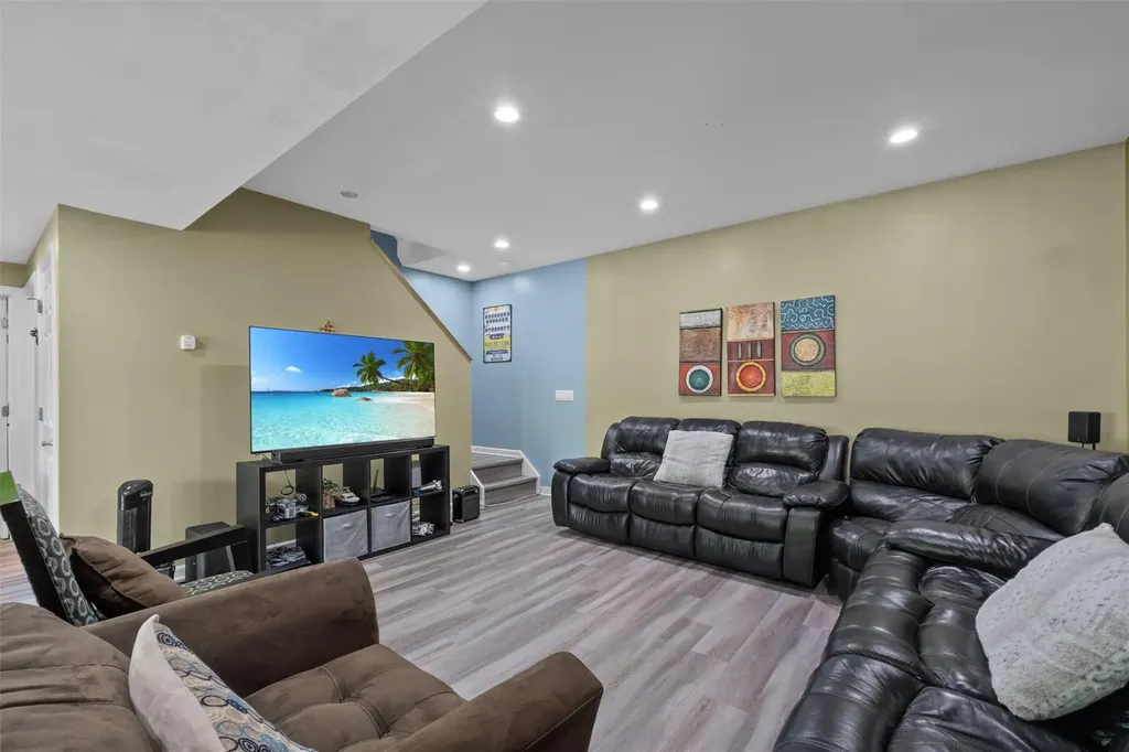2039 Oakwood Drive Peekskill NY 10566