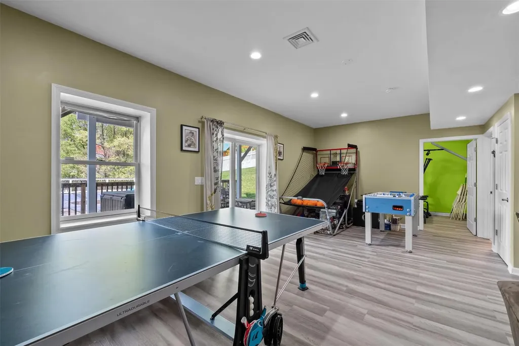 2039 Oakwood Drive Peekskill NY 10566