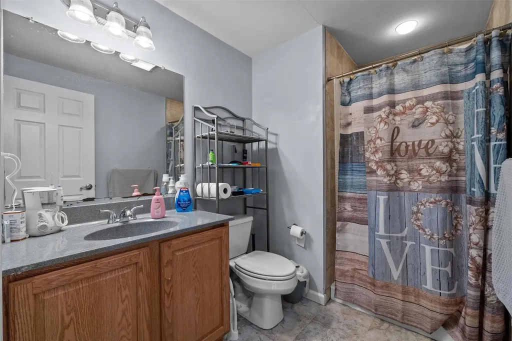 2039 Oakwood Drive Peekskill NY 10566