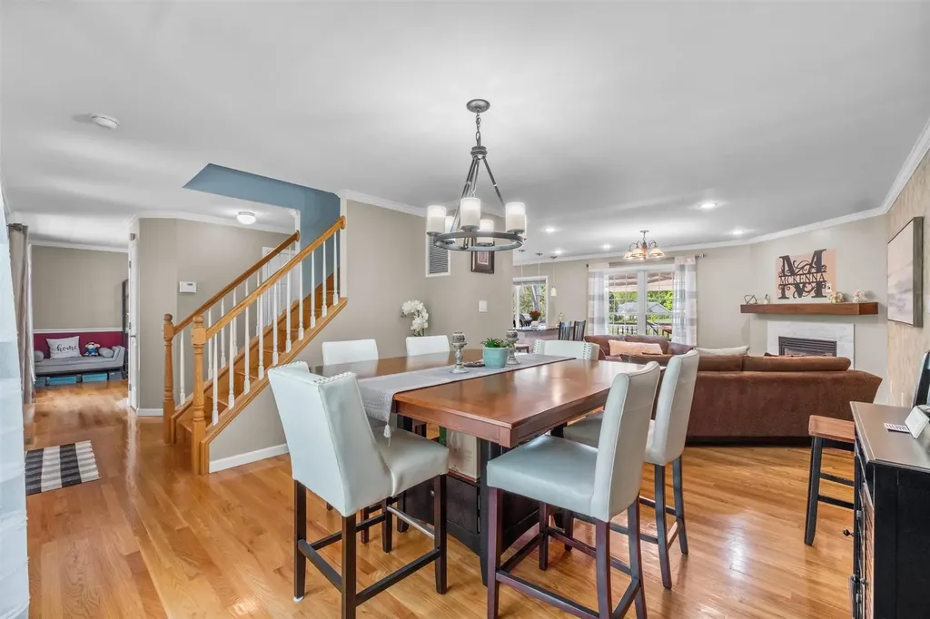 2039 Oakwood Drive Peekskill NY 10566