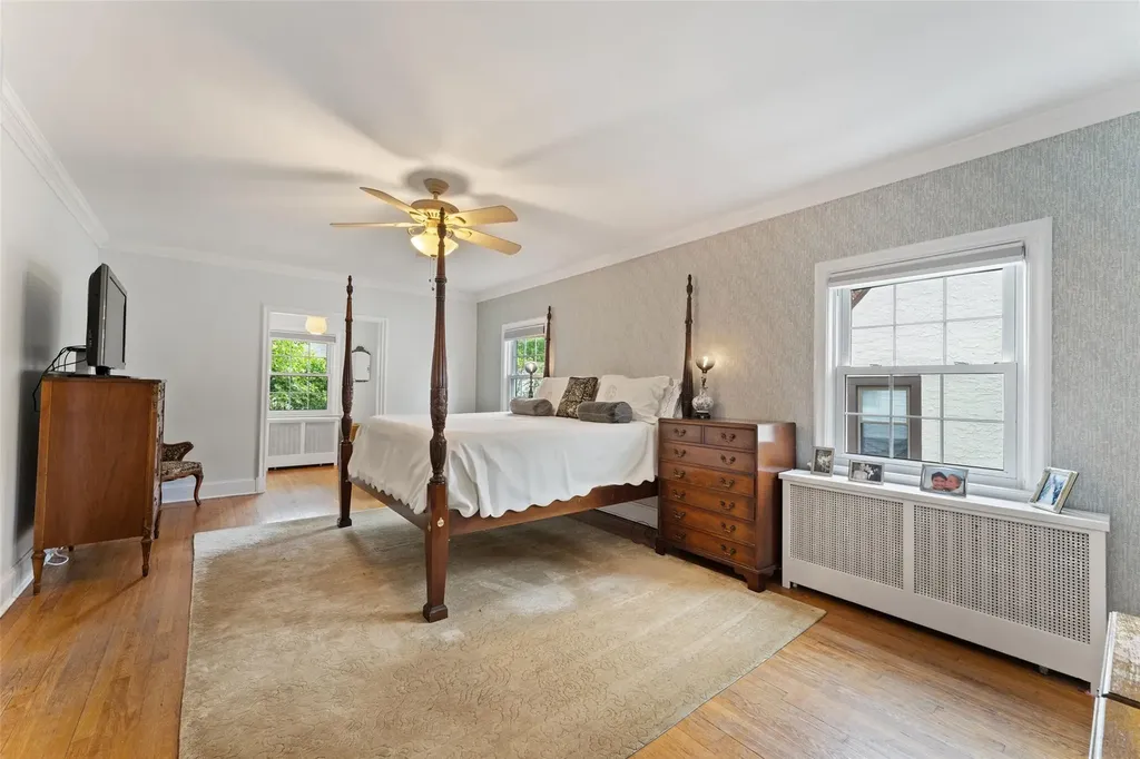 11 Carwall Avenue Mount Vernon NY 10552