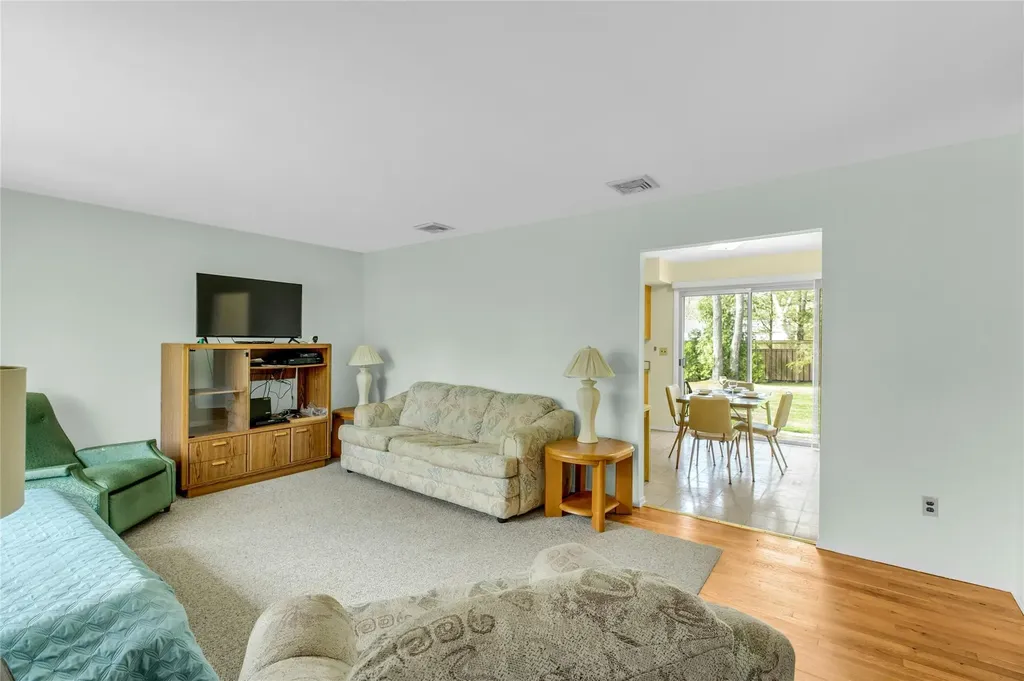 12 Harvard Drive Hampton Bays NY 11946