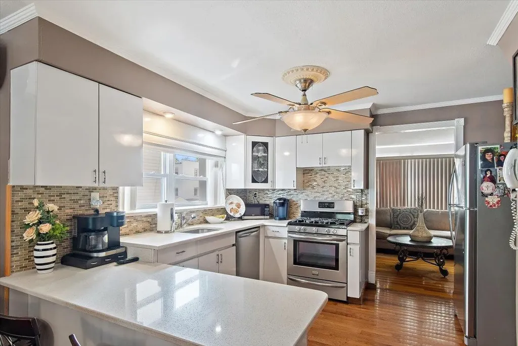 2812 Harding Avenue Bronx NY 10465