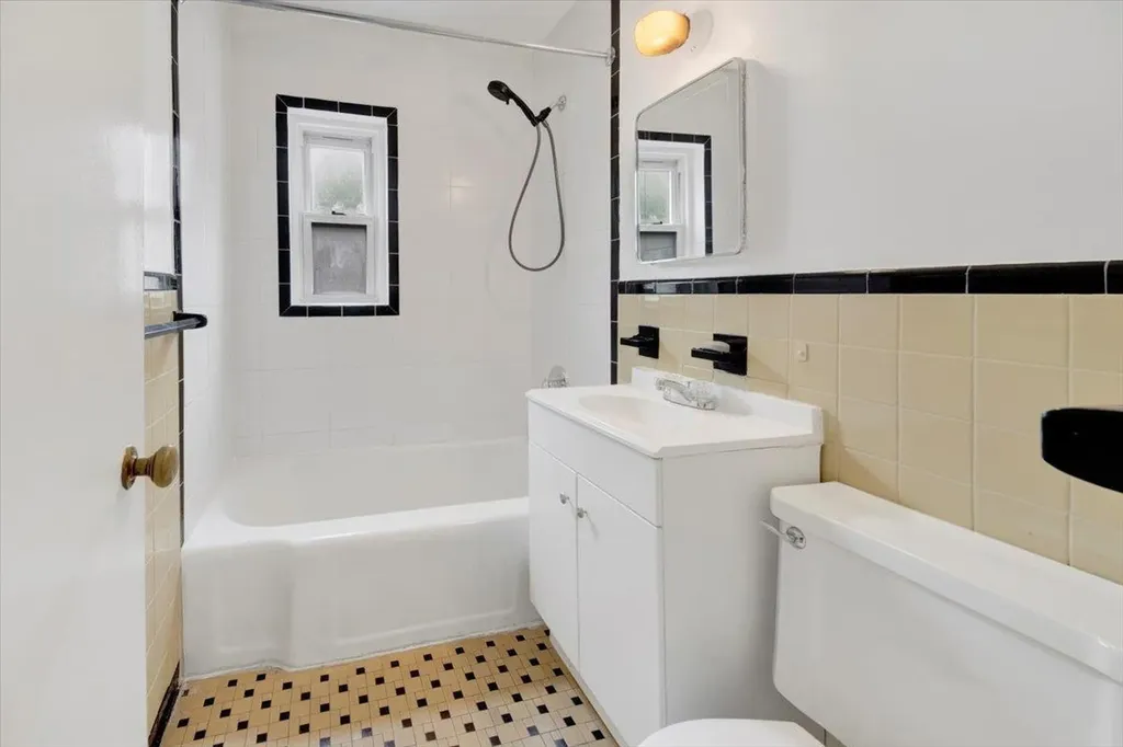 330 S Broadway Tarrytown NY 10591