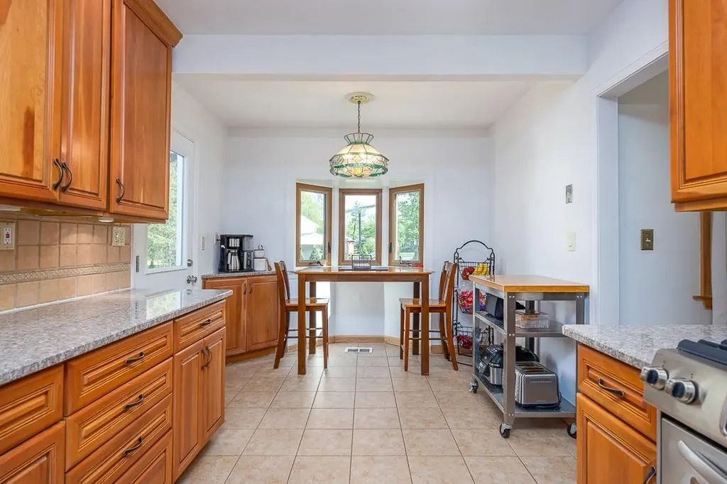 28 Strawberry Place Pearl River NY 10965