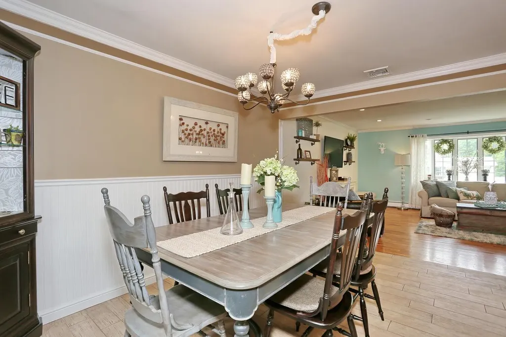 78 S Lilburn Drive Garnerville NY 10923
