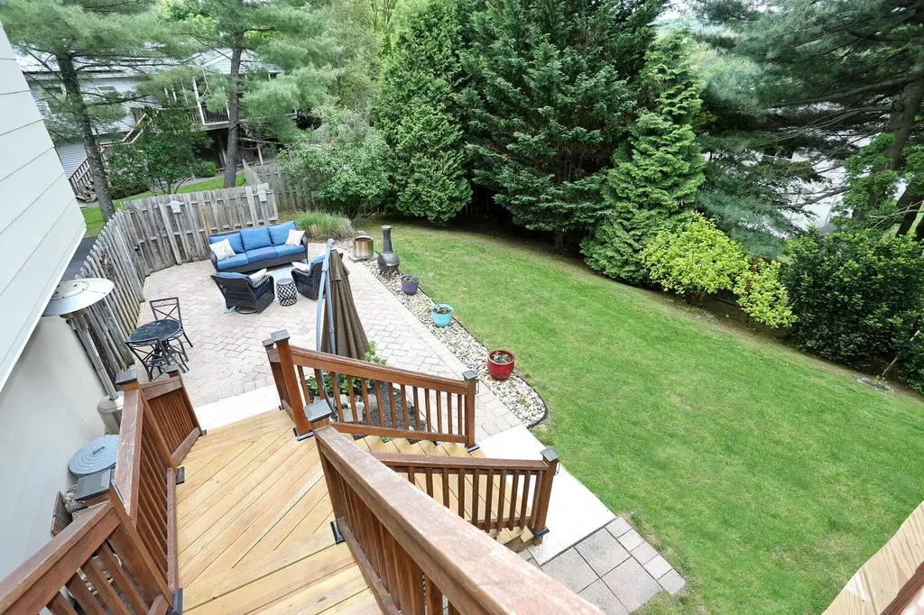 78 S Lilburn Drive Garnerville NY 10923