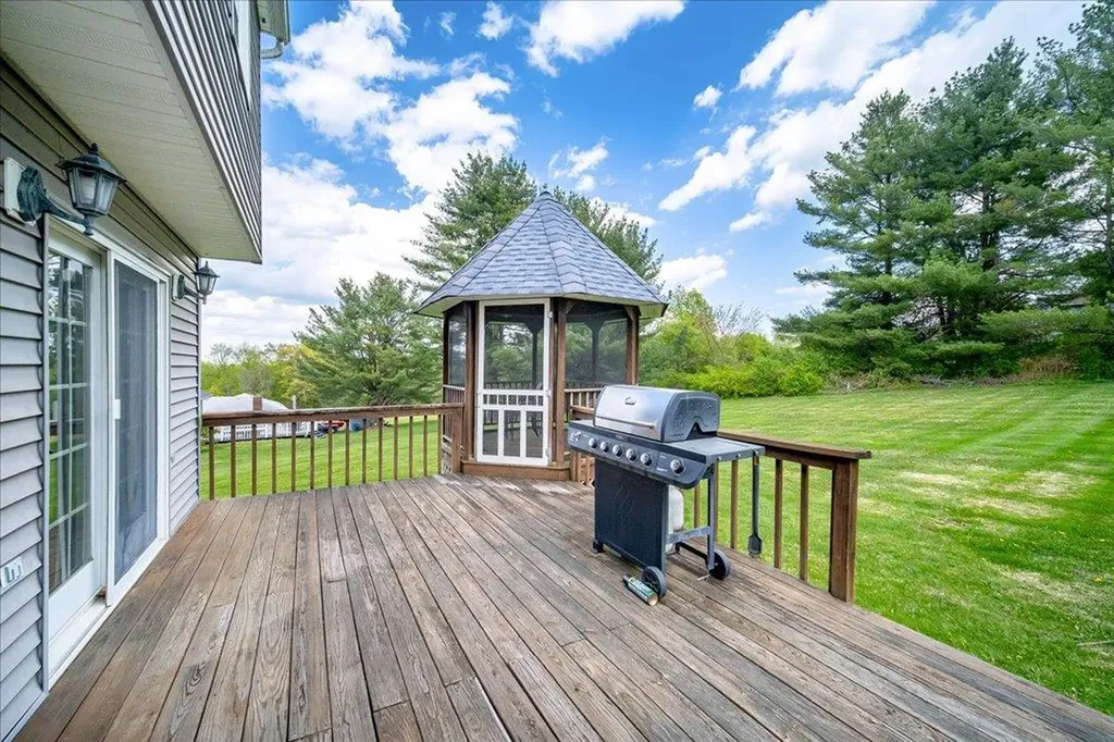 24 Hickory Drive Campbell Hall NY 10916
