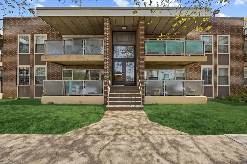 1069 New Jersey Avenue Brooklyn NY 11207