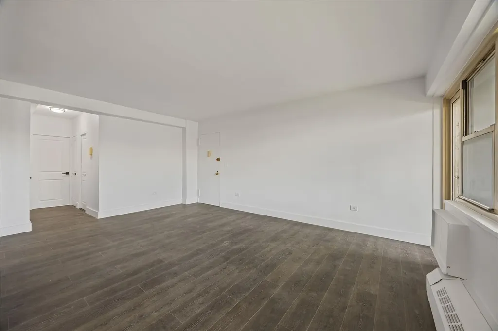 1069 New Jersey Avenue Brooklyn NY 11207