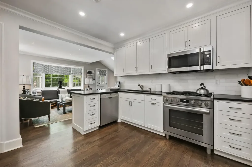 35 Brooke Avenue Bronxville NY 10708