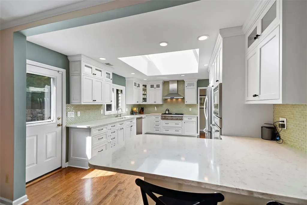 33 W Orchard Road Chappaqua NY 10514